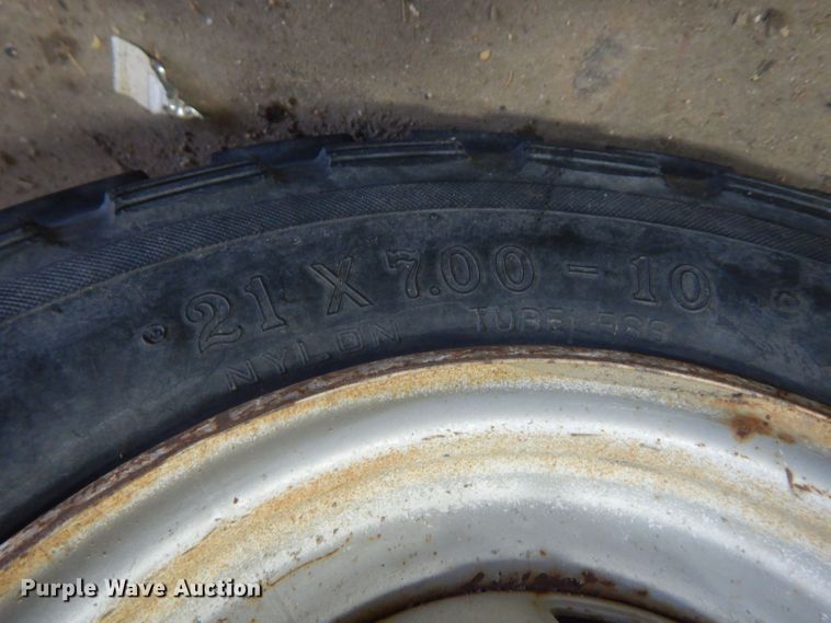 image for item HU9328 1984 Honda TRX 200  ATV