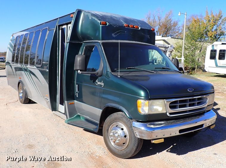 image for item IC9669 1999 Ford Econoline E450  party bus