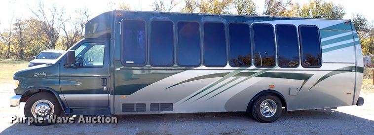 image for item IC9669 1999 Ford Econoline E450  party bus