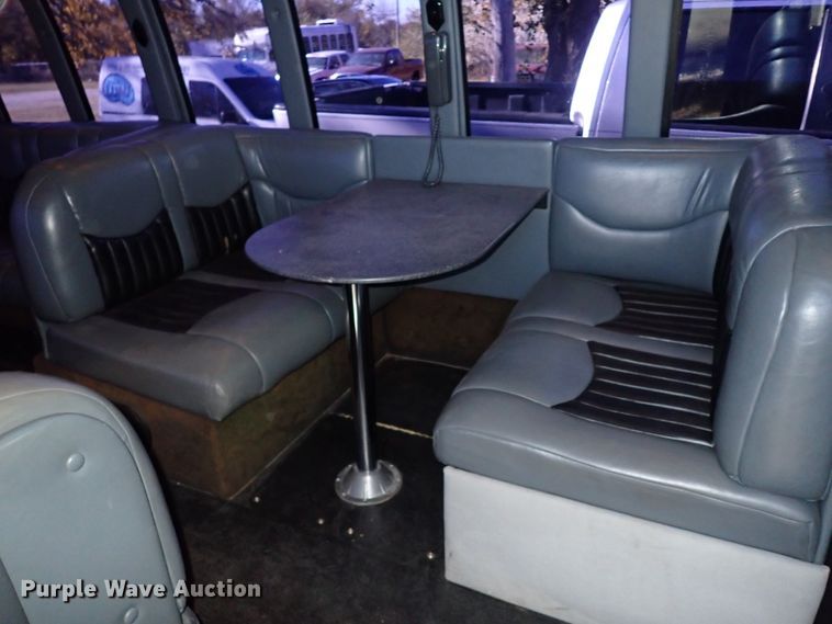 image for item IC9669 1999 Ford Econoline E450  party bus