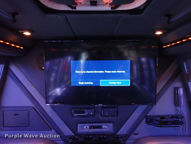 image for item IC9669 1999 Ford Econoline E450  party bus