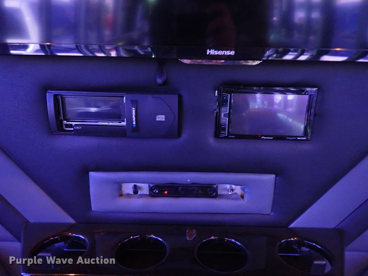 image for item IC9669 1999 Ford Econoline E450  party bus