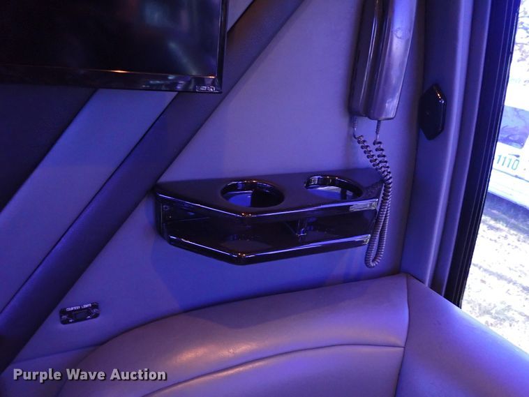 image for item IC9669 1999 Ford Econoline E450  party bus