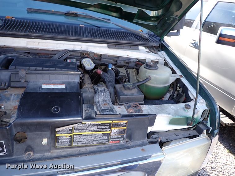 image for item IC9669 1999 Ford Econoline E450  party bus