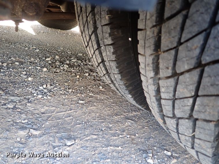 image for item IC9669 1999 Ford Econoline E450  party bus