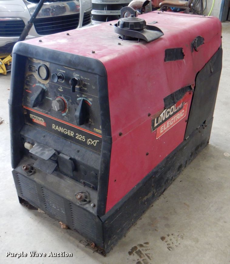 image for item ID9173 2008 Lincoln Electric Ranger 225  welder/generator