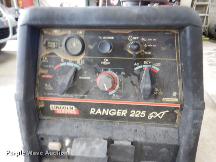 image for item ID9173 2008 Lincoln Electric Ranger 225  welder/generator