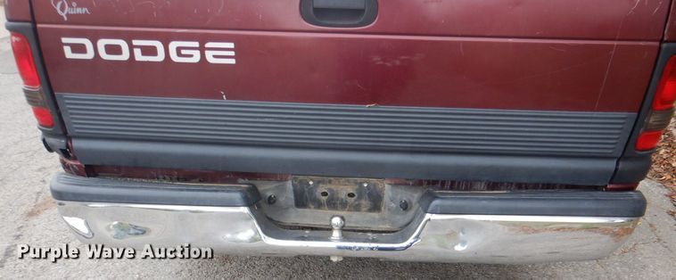 image for item ID9177 2001 Dodge Ram 1500  Club Cab pickup truck