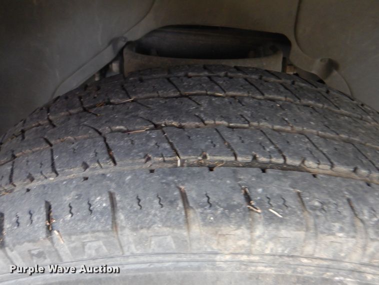 image for item ID9177 2001 Dodge Ram 1500  Club Cab pickup truck