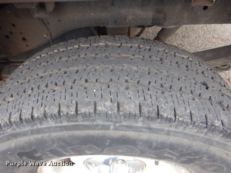 image for item ID9177 2001 Dodge Ram 1500  Club Cab pickup truck