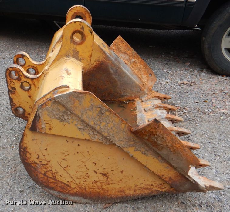 image for item ID9178 34"W excavator bucket