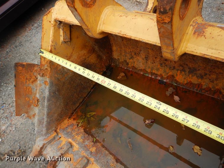 image for item ID9178 34"W excavator bucket