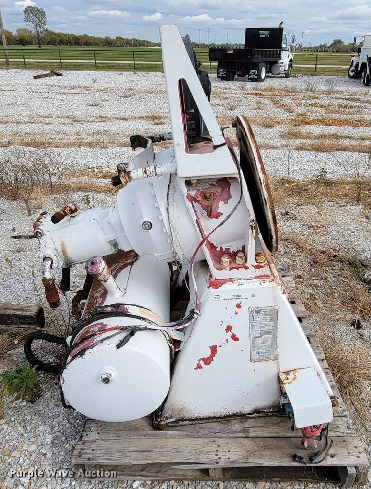 image for item ID9503 Mcneilus  mixer