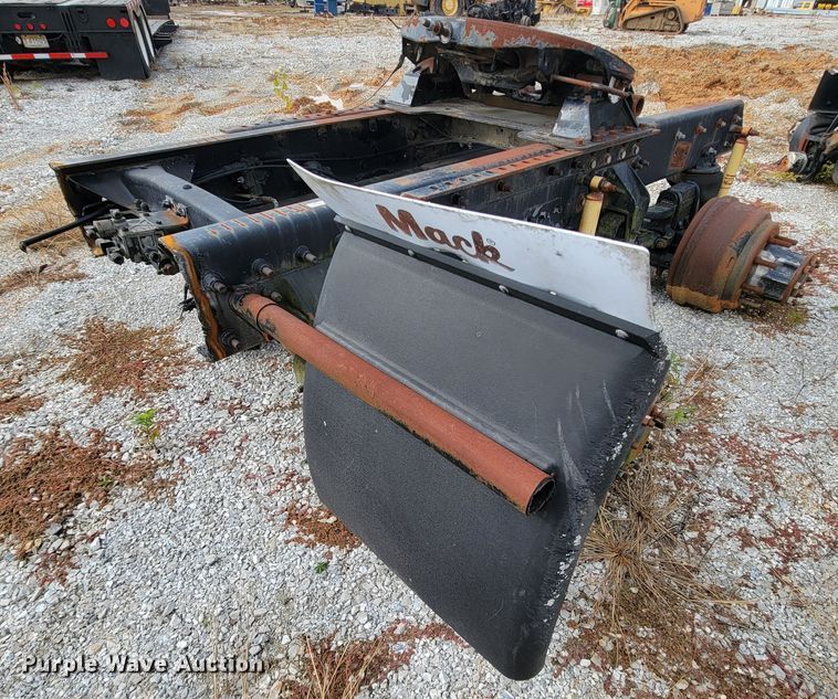 image for item ID9509 Mack  tandem axle