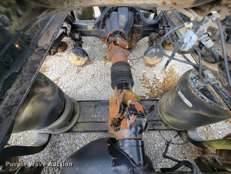 image for item ID9509 Mack  tandem axle