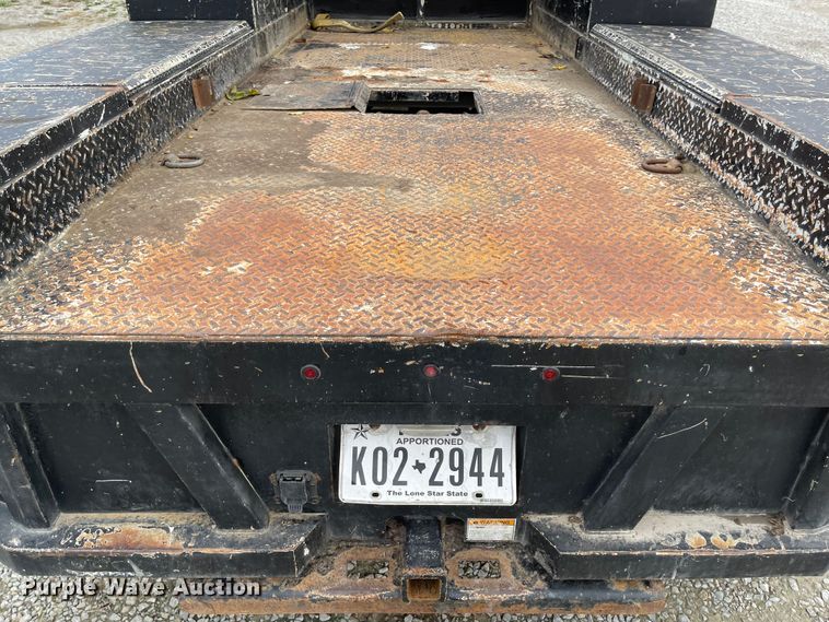 image for item IK9634 2013 Dodge Ram 5500  Crew Cab flatbed truck