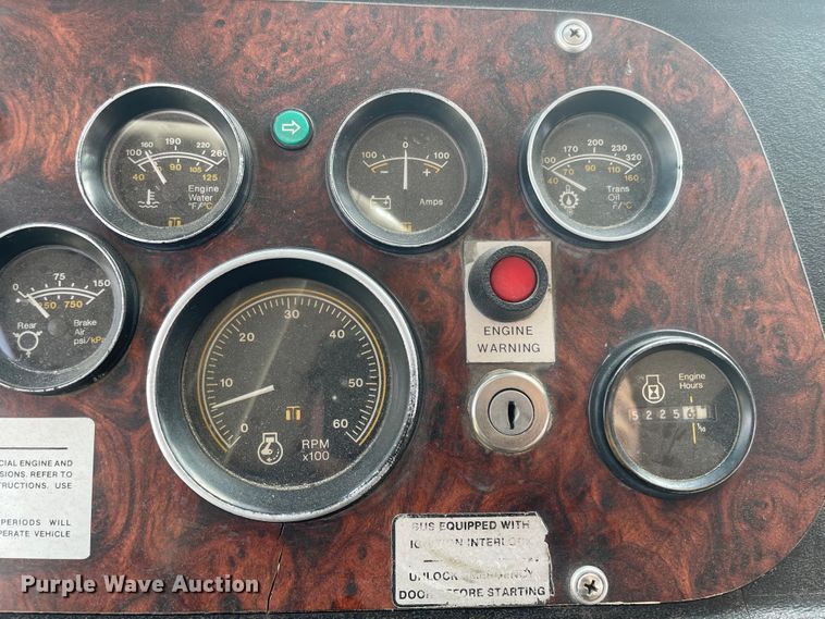 image for item IK9682 1987 Blue Bird  school bus