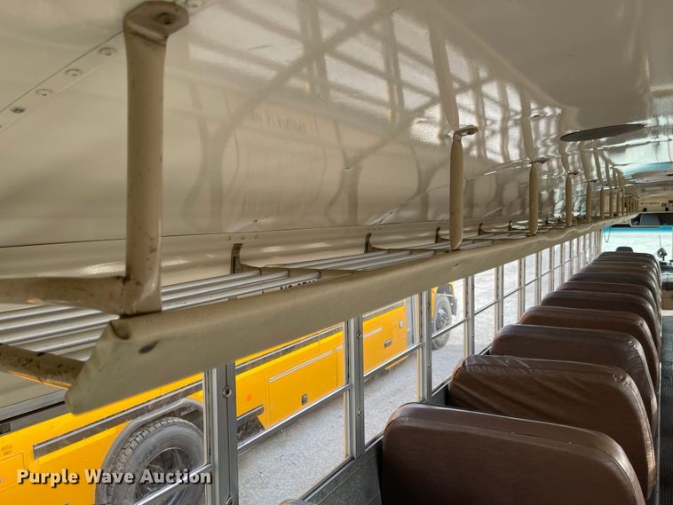 image for item IK9682 1987 Blue Bird  school bus