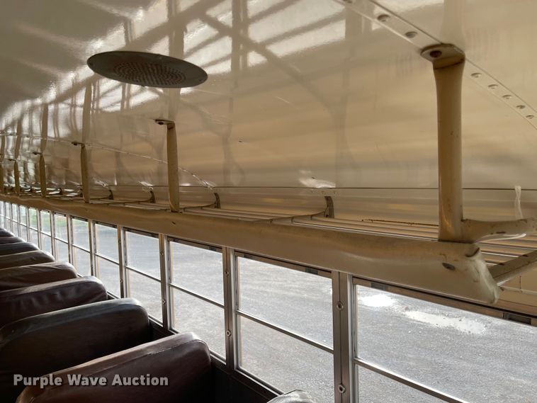 image for item IK9682 1987 Blue Bird  school bus