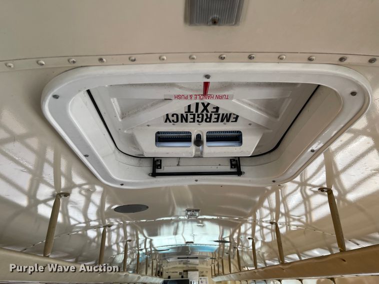 image for item IK9682 1987 Blue Bird  school bus