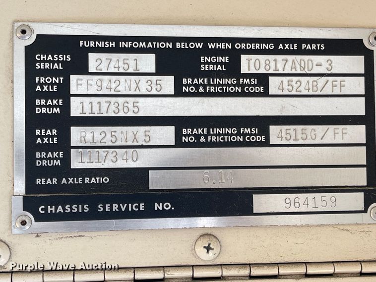 image for item IK9682 1987 Blue Bird  school bus