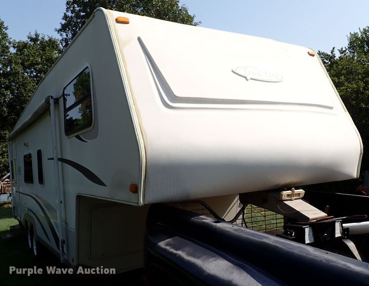 image for item IN9599 2003 R-Vision Trail-Lite  camper