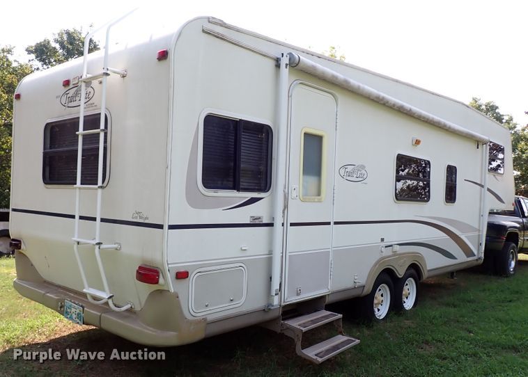 image for item IN9599 2003 R-Vision Trail-Lite  camper