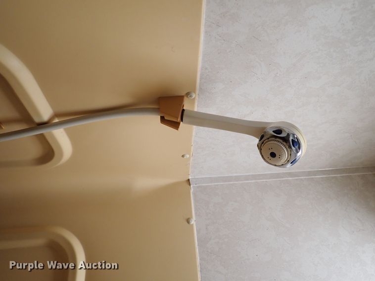 image for item IN9599 2003 R-Vision Trail-Lite  camper