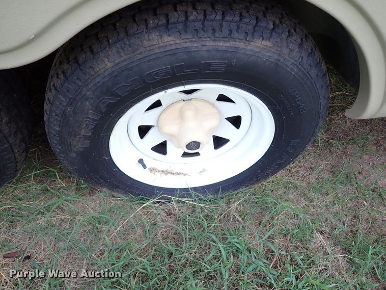 image for item IN9599 2003 R-Vision Trail-Lite  camper