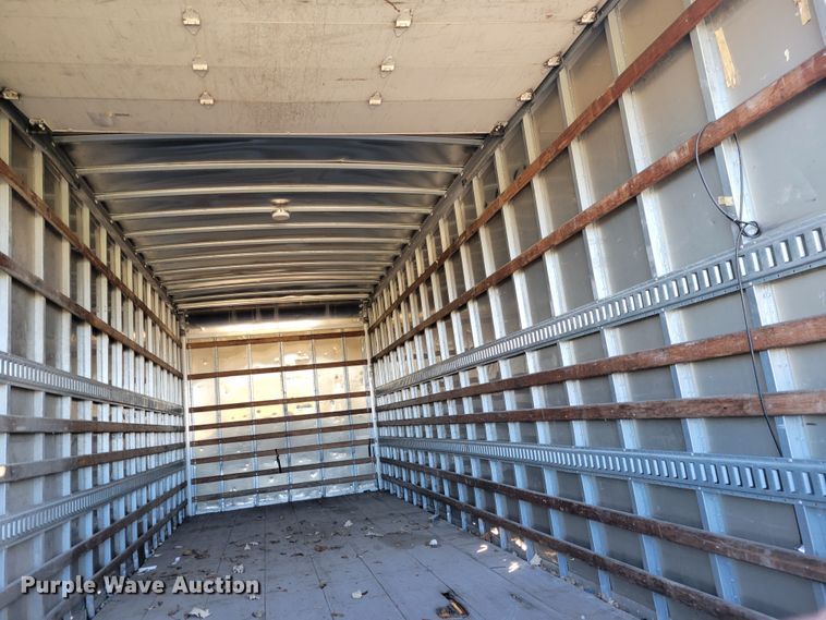 image for item IV9608 2010 Ford F750 Super Duty XLT  box truck