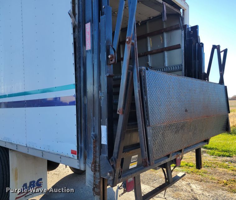 image for item IV9608 2010 Ford F750 Super Duty XLT  box truck