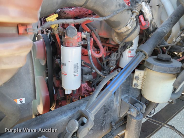 image for item IV9608 2010 Ford F750 Super Duty XLT  box truck