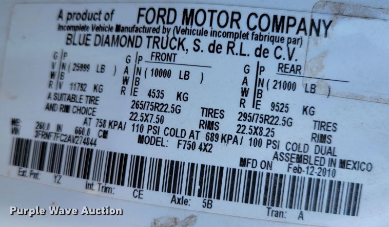 image for item IV9608 2010 Ford F750 Super Duty XLT  box truck