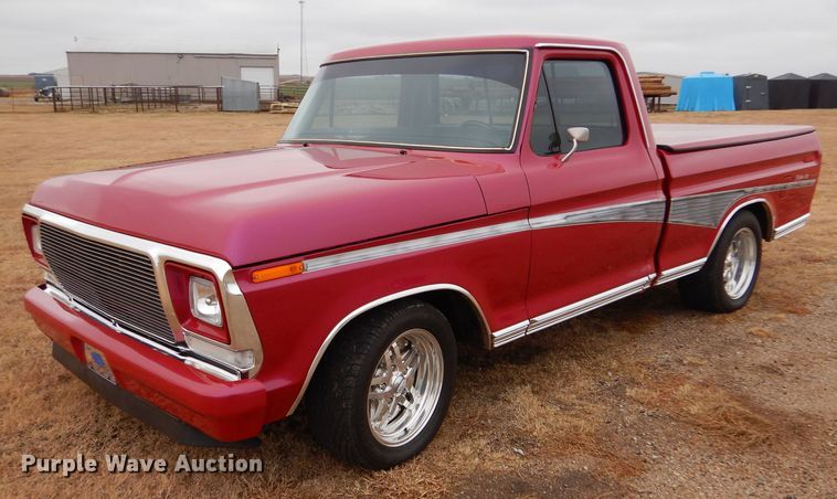 image for item IV9810 1979 Ford F100  pickup truck