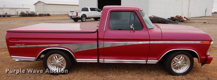 image for item IV9810 1979 Ford F100  pickup truck