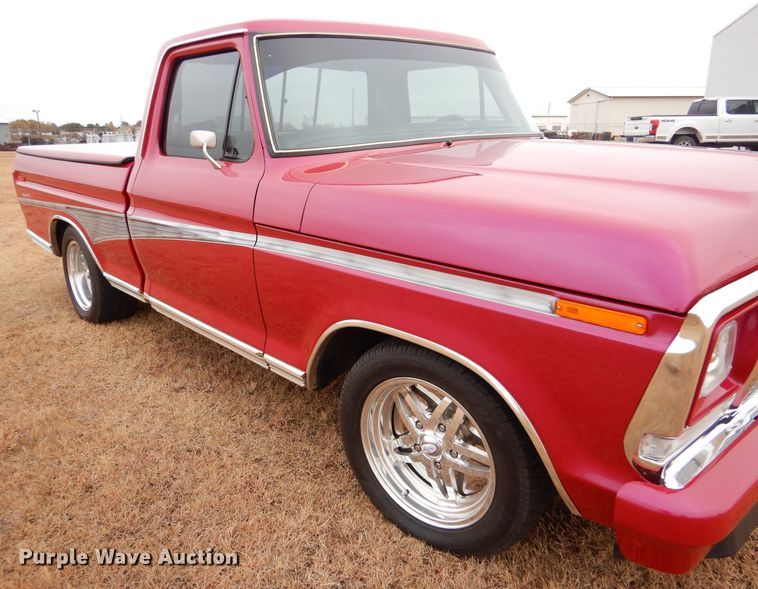 image for item IV9810 1979 Ford F100  pickup truck