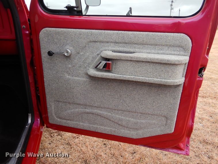 image for item IV9810 1979 Ford F100  pickup truck