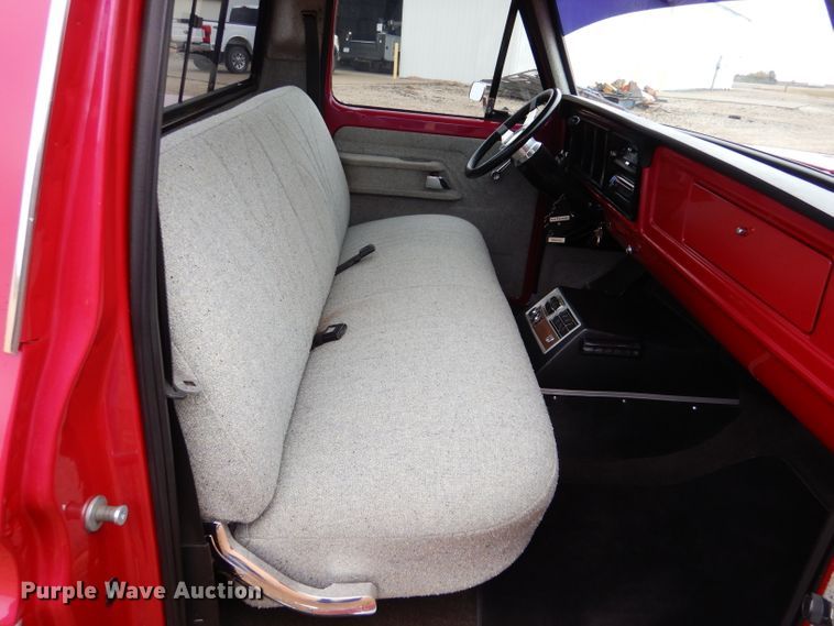 image for item IV9810 1979 Ford F100  pickup truck