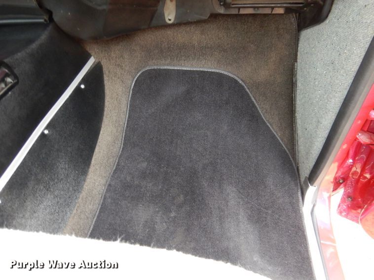 image for item IV9810 1979 Ford F100  pickup truck