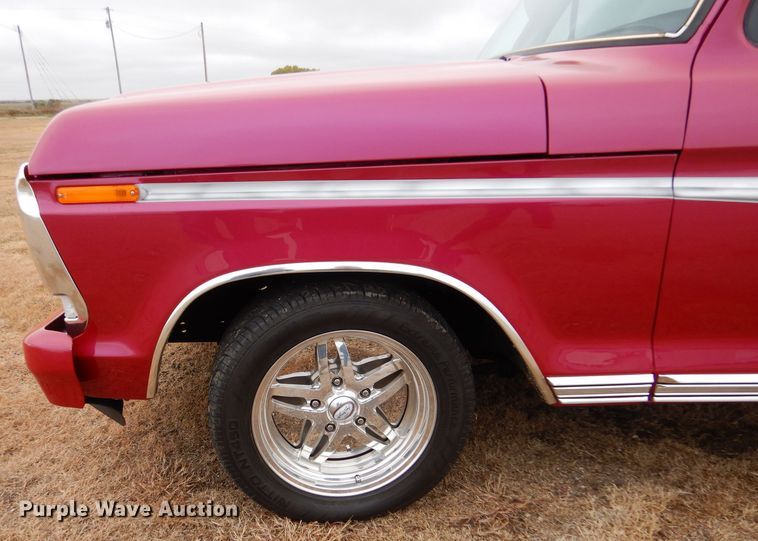 image for item IV9810 1979 Ford F100  pickup truck