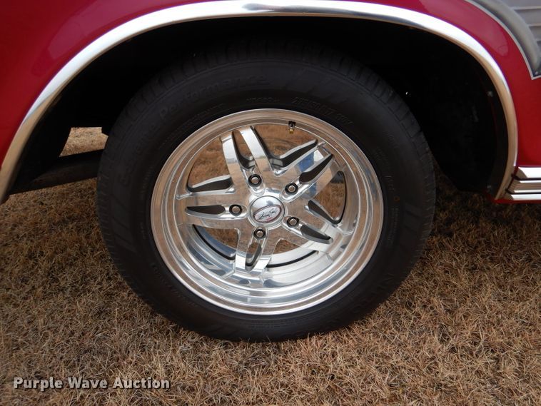 image for item IV9810 1979 Ford F100  pickup truck