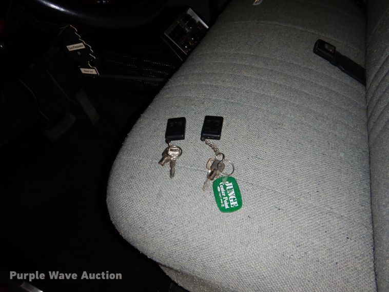 image for item IV9810 1979 Ford F100  pickup truck