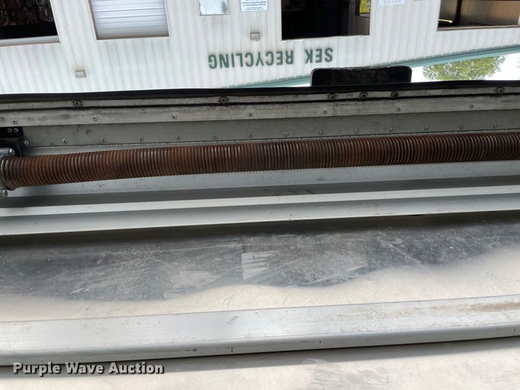 image for item IX9546 2006 Ford Econoline E450  box truck