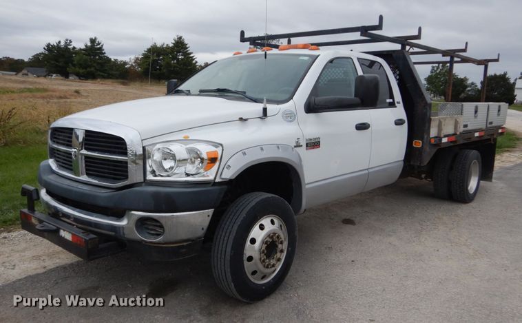 image for item JF9976 2008 Dodge Ram 5500 Heavy Duty  Crew Cab flatbed truck
