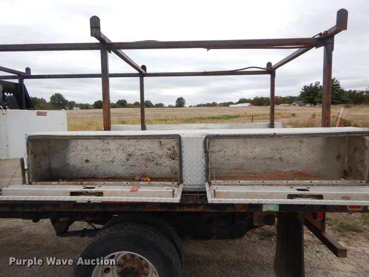 image for item JF9976 2008 Dodge Ram 5500 Heavy Duty  Crew Cab flatbed truck