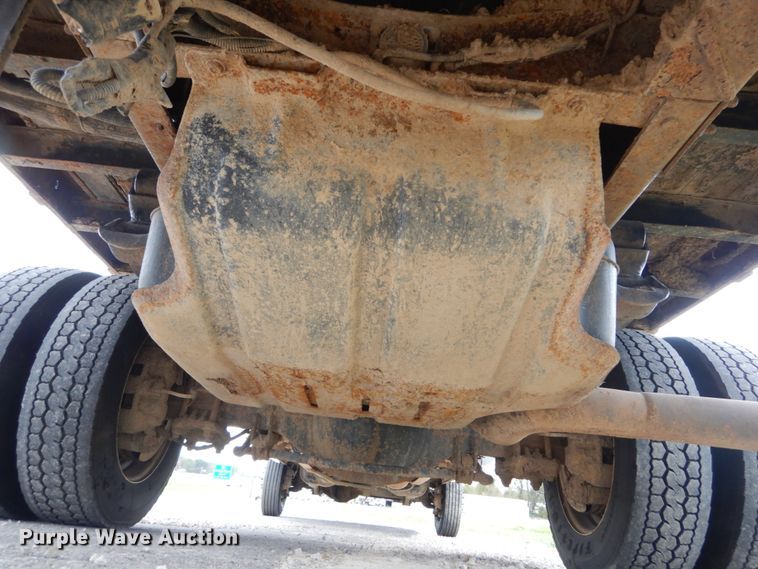 image for item JF9976 2008 Dodge Ram 5500 Heavy Duty  Crew Cab flatbed truck