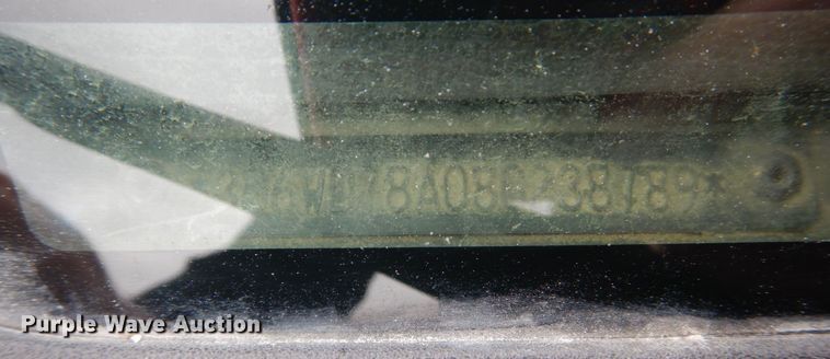 image for item JF9976 2008 Dodge Ram 5500 Heavy Duty  Crew Cab flatbed truck