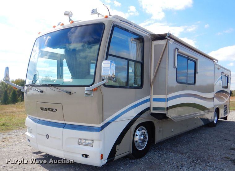 image for item JN9071 2000 Gulf Stream Spartan Tour Master  RV