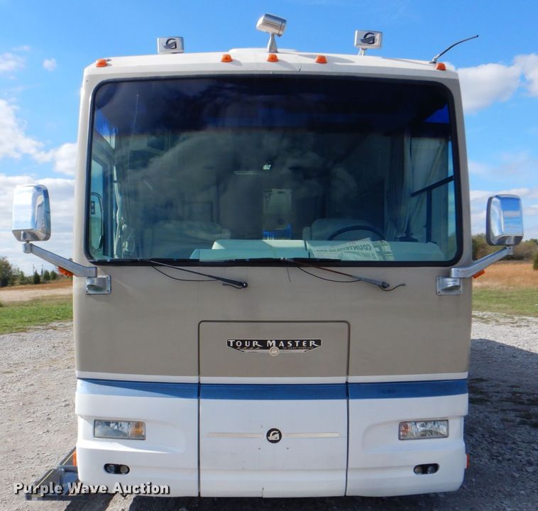 image for item JN9071 2000 Gulf Stream Spartan Tour Master  RV