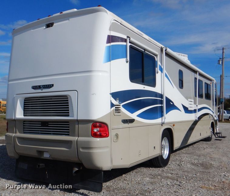 image for item JN9071 2000 Gulf Stream Spartan Tour Master  RV